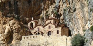 Παρακλήσεις Δεκαπενταυγούστου στην Ιερά Μονή Αγίας Ελεούσης