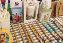 Σχολεία στηρίζουν με πασχαλινά bazaar τους σκοπούς της «Φλόγας»