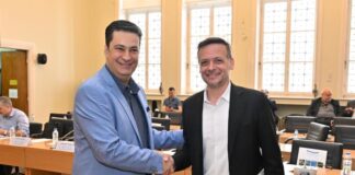 Παπαναστασίου σε Δούκα: Μεταφέρατε τα εσωκομματικά σας στην Αυτοδιοίκηση