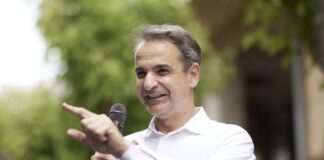 Λαοφιλής σε… επιλεγμένο ακροατήριο