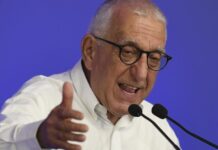 Πώς ο Κακλαμάνης κατέρριψε τις… «ολίγον πρόωρες» κάλπες