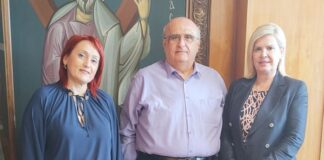 Συνάντηση της Αντιπεριφερειάρχη Γεωργίας Ντάτσικα με τις πρυτανικές αρχές για τη φοιτητική μέριμνα