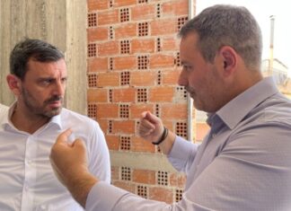 Συνάντηση Διαμαντόπουλου με τον Υφυπουργό Προστασίας του Πολίτη στο υπό κατασκευή κτίριο της Αστυνομικής Διεύθυνσης
