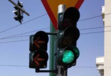 Τοποθετούνται φανάρια στη διασταύρωση Μακρή και Χαρ. Τρικούπη