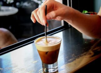 «Βίοι Αντίθετοι» για καταλύματα και εστίαση στην Αιτωλοακαρνανία