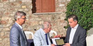 Δήμος Ναυπακτίας και Αδελφότητα Ναυπακτίων Αττικής τίμησαν τον Ντίνο Μακρυγιάννη