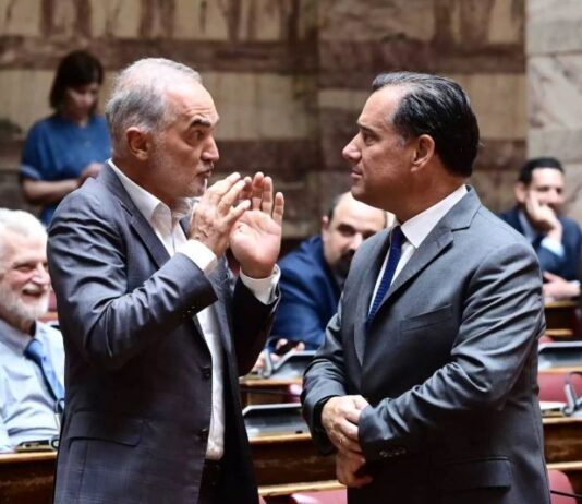 – Mη νομίζεις, και το Αγρίνιο έχει τα δικά του ψυχολογικά!