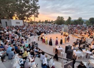 Eνθουσίασε το κοινό του Μεσολογγίου ο Τομέας Πολιτισμού της Μητρόπολης