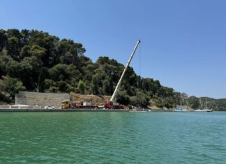 Μετ’ εμποδίων το καταφύγιο σκαφών στη Βόνιτσα