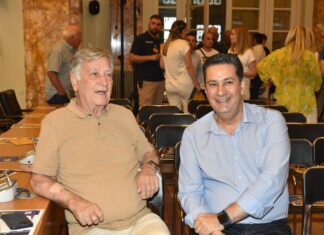 Φεύγουμε – μένουμε