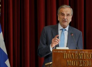 Ο “σκηνοθέτης” της εκλογής Μητσοτάκη στην ηγεσία της ΝΔ… κατέβηκε από το τρένο