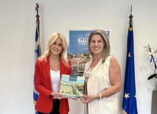 Συνάντηση με την Υφυπουργό Τουρισμού Έλενα Ράπτη είχε η Χρυσούλα Τασολάμπρου