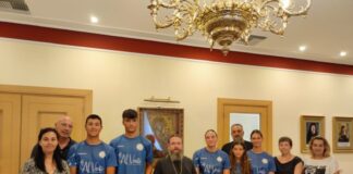 Συνάντηση του Μητροπολίτη Δαμασκηνού με την ομάδα Κανόε – Καγιάκ Μεσολογγίου