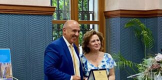 Επίτιμη Δημότης Ναυπακτίας η Ολυμπία Βικάτου