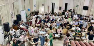 200 ωφελούμενοι των ΚΑΠΗ και ΚΗΦΗ του Δήμου Αγρινίου γιόρτασαν την Παγκόσμια Ημέρα Ηλικιωμένων