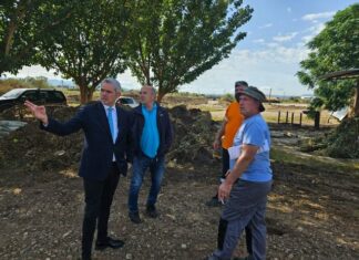 Επίσκεψη Καραγκούνη στις περιοχές που επλήγησαν από την κακοκαιρία