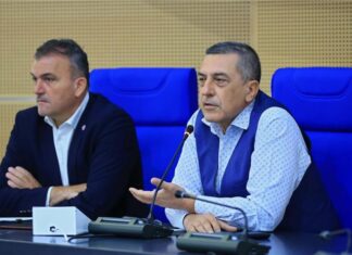 Θυμηδία προκαλεί η μεταστροφή Κουρέτα για τον Αχελώο