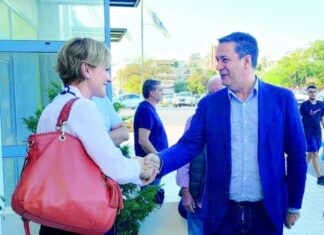 -Mη ζορίζεσαι, μαζί με την Περιφέρεια «ποτίστηκες» και συ με όρους σύνδεσης