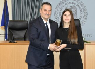 Ο Δήμος Μεσολογγίου βράβευσε τους αριστούχους των Πανελληνίων