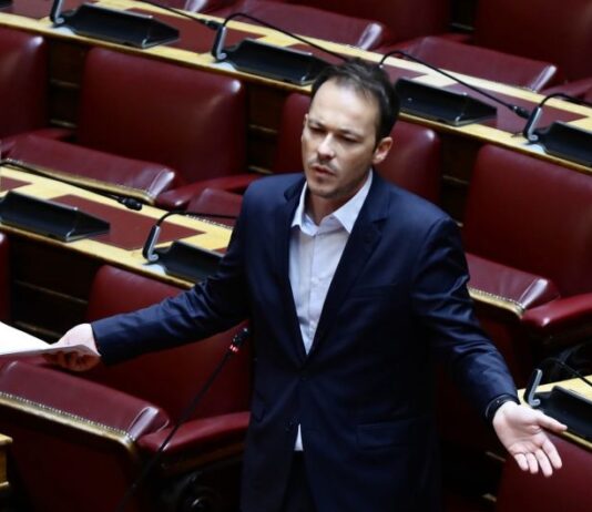 Έλα μου ντε, πως θα ξεφύγουμε από τους… λαγοκέφαλους της πολιτικής;