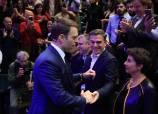 O Mωραΐτης για τέταρτη φορά άλλαξε κόμμα για τον… Kασσελάκη