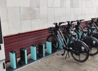 Διαζύγιο από την πραγματικότητα έχει πάρει ο Δήμος Αγρινίου