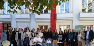 2ο ΓΕΛ Αγρινίου: Πλήθος δράσεων αλληλεγγύης εν όψει Χριστουγέννων