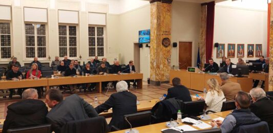 «Σπίτι του κρεμασμένου…» η ΔΕΥΑ Αγρινίου με αντιπαράθεση Γρίβα – Κιτσοπάνου