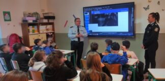 Ενημερωτική παρουσίαση από την ΕΛ.ΑΣ. στο 3ο Δημοτικό Σχολείο της Ναυπάκτου