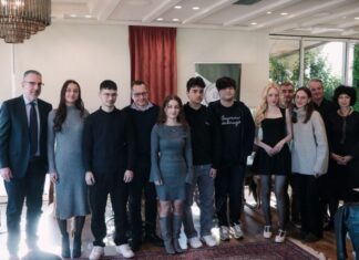 Οκτώ αριστούχους μαθητές βράβευσε το Ίδρυμα Ιωάννη και Ελισάβετ Κάππα