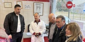 Ο Αντιπεριφερειάρχης Θανάσης Μαυρομμάτης σε επιχειρήσεις του Αγρινίου