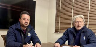 Σύσκεψη της πολιτικής προστασίας μετά το σεισμό στην Τριχωνίδα