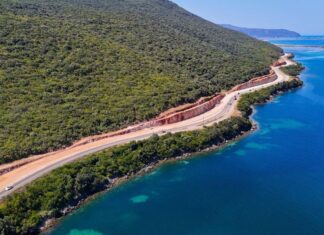 Διπλή oδική σύνδεση Λευκάδας: Γιατί μετατέθηκε για τέλος του 2025 η ολοκλήρωση του έργου