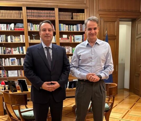 Aσυμβίβαστο για δημάρχους και αντιπεριφερειάρχες ζητά ο Θ. Παπαθανάσης