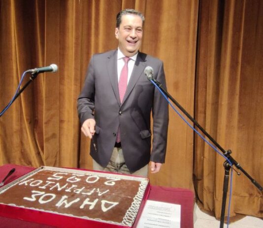 Ο μαέστρος δεν απέχει και πολύ από το μαγίστρο