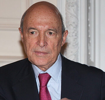 Η επέτειος έναρξης της (κανονικής) λεηλασίας της Ελλάδας