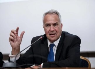 Το Μαξίμου και ο Βορίδης που… δεν τρώγεται