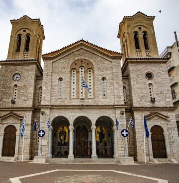 Μεσολόγγι: Προσδοκίες για έσοδα μέσω του «Άξιον Εστί», αλλά και φόβοι για διαφυγόντα από τους πλανόδιους