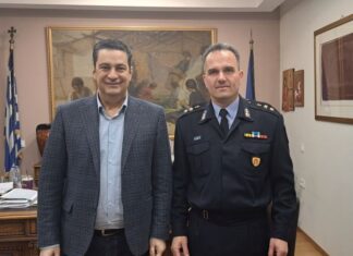 Συνάντηση Παπαναστασίου με το νέο Διοικητή της Πυροσβεστικής