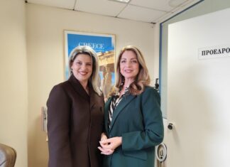 Εθιμοτυπική συνάντηση της Χρυσούλας Τασολάμπρου με την πρόεδρο του ΕΟΤ Άντζελα Γκερέκου