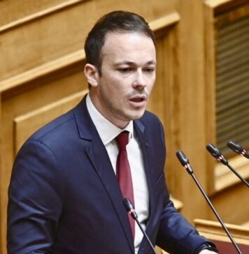 Μ. Ζαμπάρας: «Ήταν μια απόφαση για να μπορέσω να παραμείνω χρήσιμος στην κοινωνία»
