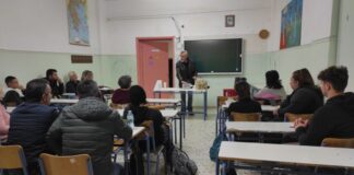 Εσπερινό Γυμνάσιο Αγρινίου: Επιμόρφωση καθηγητών θετικών σπουδών στη ρομποτική