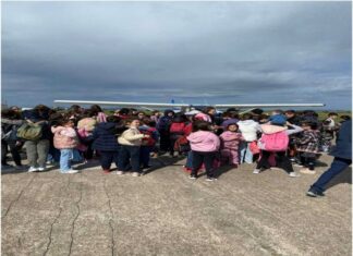 Επίσκεψη του 1ου Δημοτικού Σχολείου Αιτωλικού στο αεροδρόμιο Μεσολογγίου