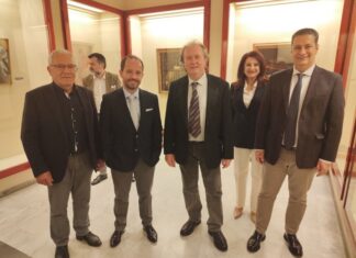 Εγκαινιάστηκε η έκθεση «Έλληνες ζωγράφοι 1880-2000» στο Παπαστράτειο