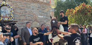 Ζωντανό το έθιμο των ιπποδρομιών στον Άγιο Γεώργιο Μεσολογγίου