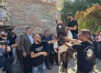 Ζωντανό το έθιμο των ιπποδρομιών στον Άγιο Γεώργιο Μεσολογγίου