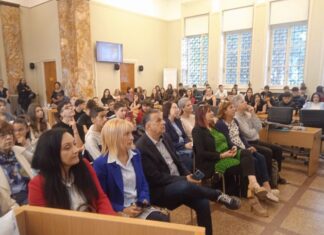 Με επιτυχία η ημερίδα για τον Όμηρο με την συμμετοχή πέντε Γυμνασίων του Αγρινίου