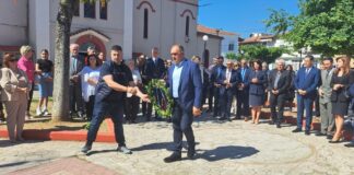 Καλύβια: Σε κλίμα συγκίνησης το μνημόσυνο για τα θύματα της Κατοχής