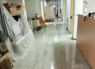 «Αναβάθμιση» με… λεκάνες στο Κέντρο Υγείας Χαλκιόπουλου, καταγγέλλει ο Μ. Ζαμπάρας