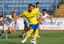 Παναιτωλικός: Προσφυγή ο Λιάβας για δεδουλευμένα και πριμ